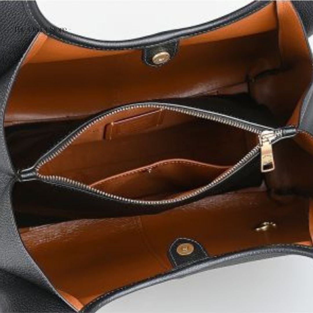 COACH LANA SHOULDER BAG (BLACK)