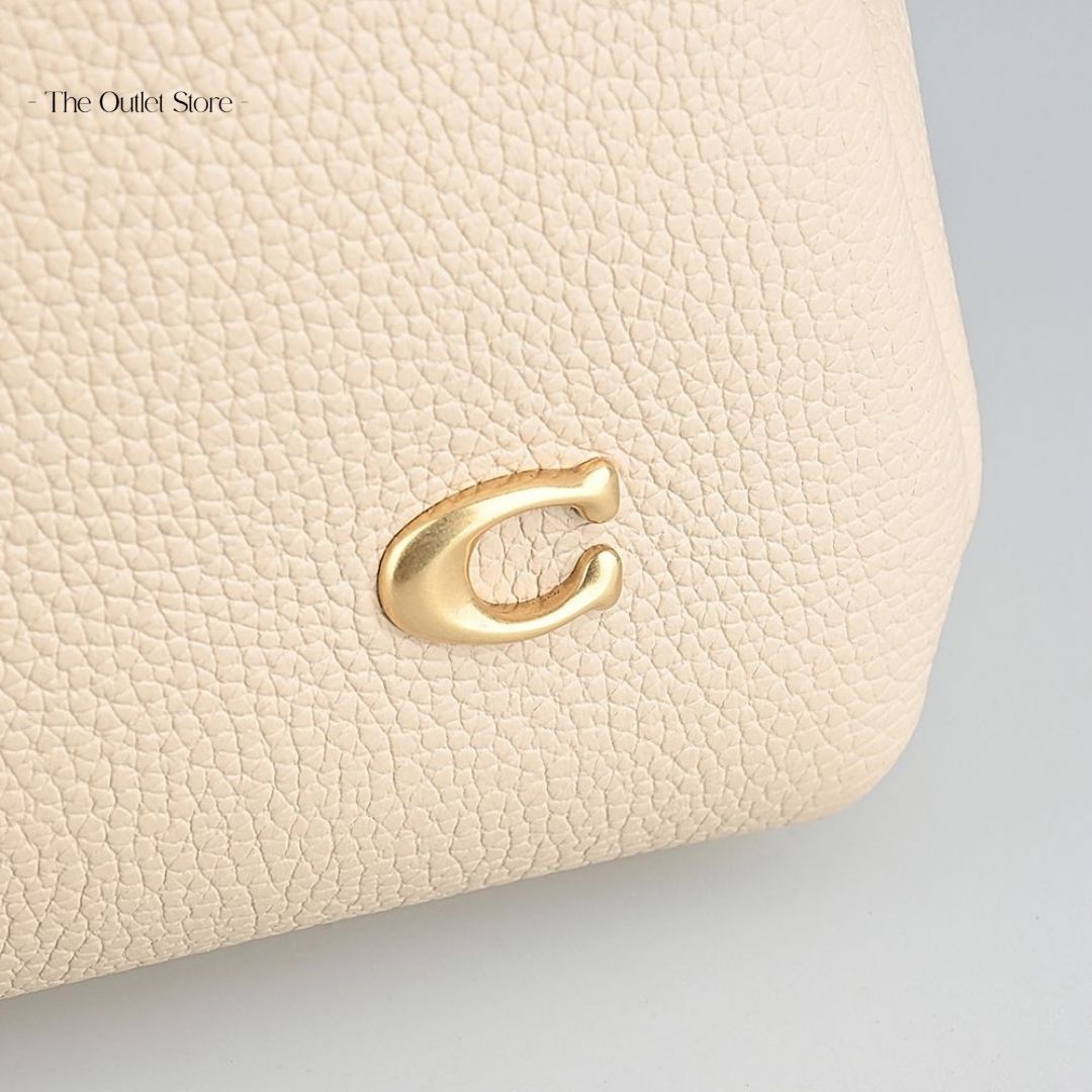 COACH LANA SHOULDER BAG 23